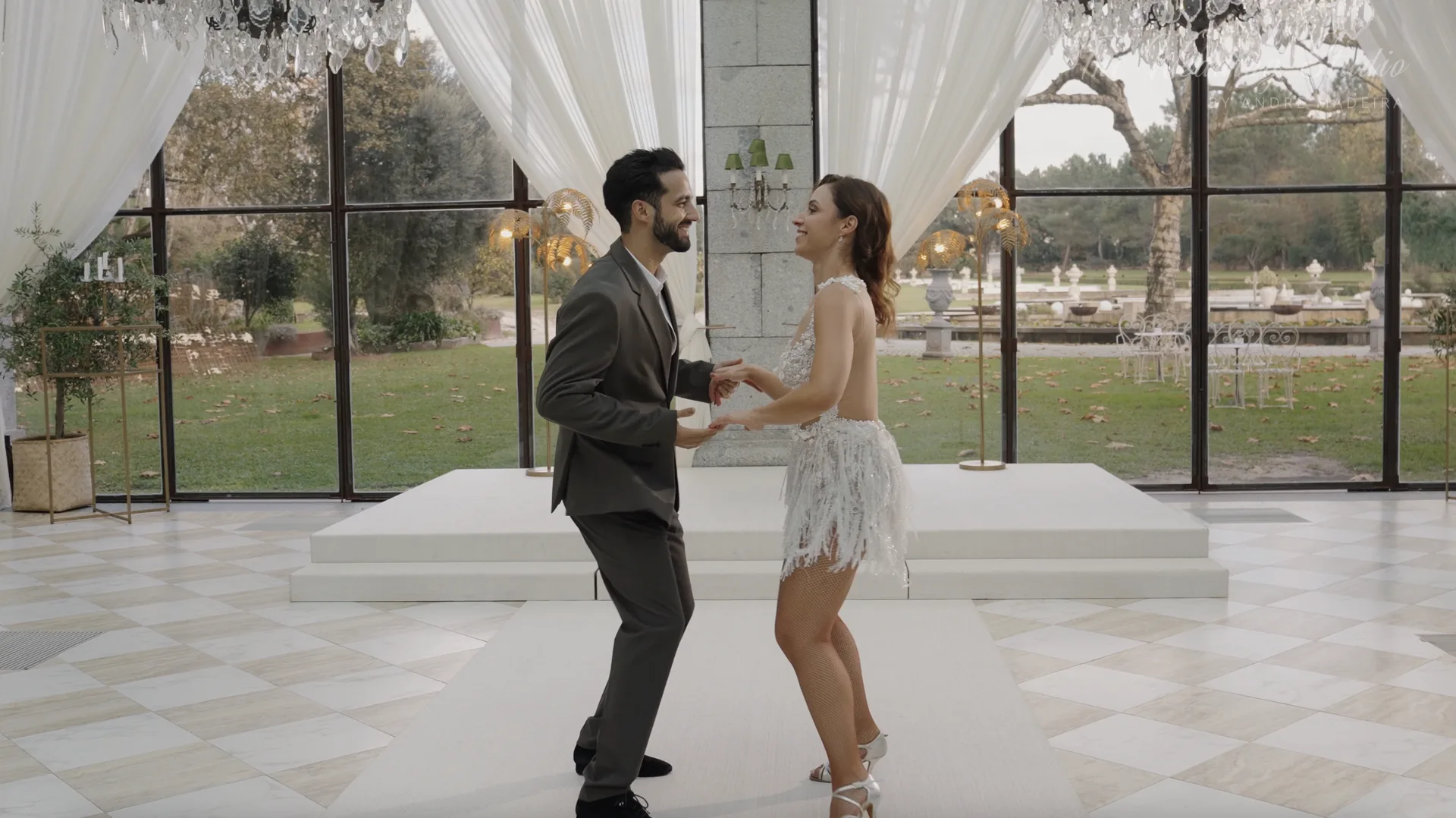 Bailando Bachata, by Chayanne